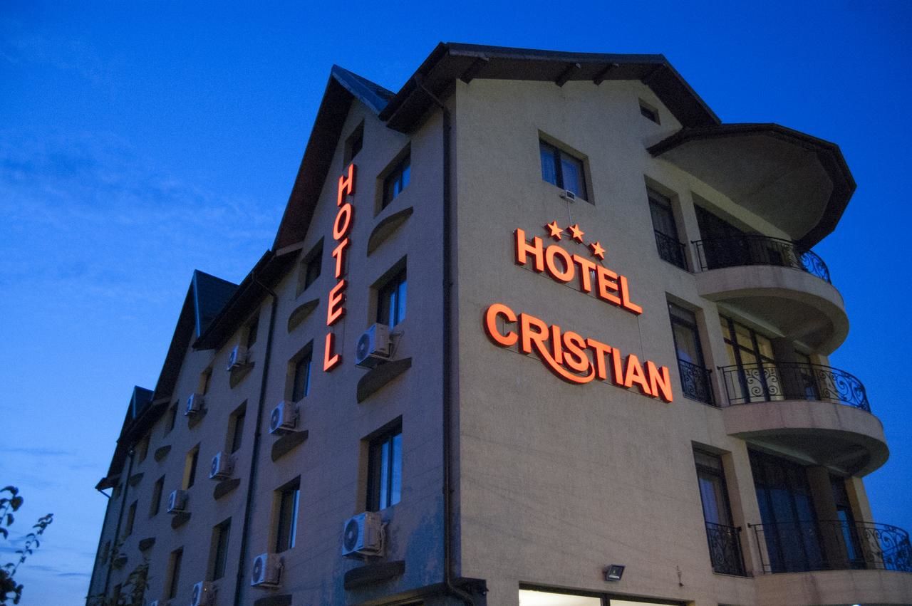 Отель Hotel Cristian Afumaţi-43
