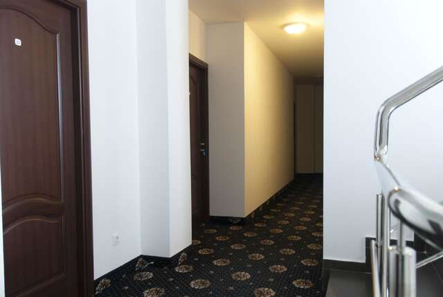 Отель Hotel Cristian Afumaţi-35